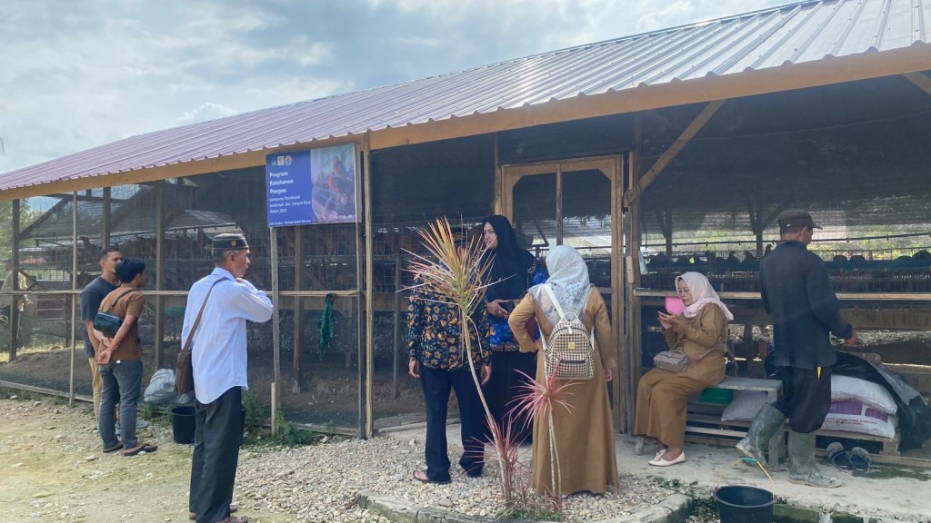 Program Ketahanan Pangan Gampong (Budidaya Ayam Petelur)